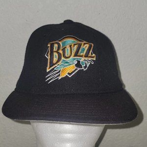 Vintage Salt Lake City Bees Hat New Era Black Fitted Baseball Cap 1996-1997 logo